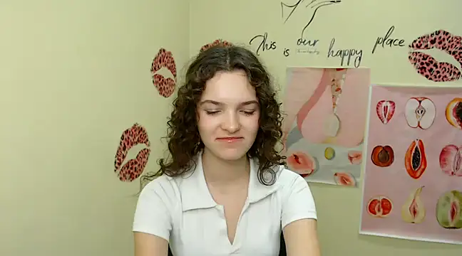  SusieSu  online show from December 7, 2024, 2:31 am