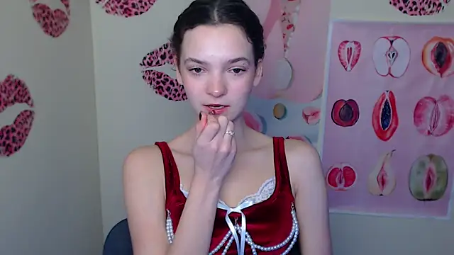  SusieSu  online show from December 17, 2025, 7:36 am