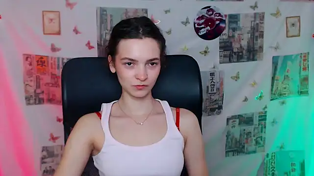  SusieSu  online show from April 20, 2026, 12:08 pm