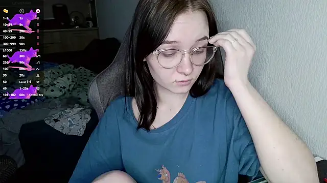 Snapshot of crashtest_13 chatting on January 25, 2025, 5:51 am crashtest 13 online show from January 25, 2025, 5:51 am