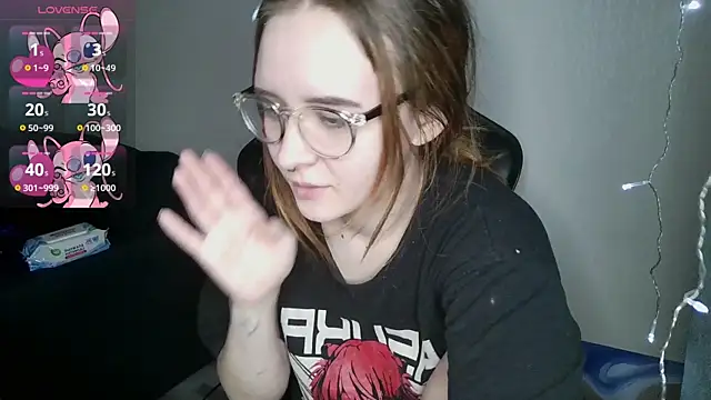 Snapshot of crashtest_13 chatting on February 26, 2025, 4:03 pm crashtest 13 online show from February 26, 2025, 4:03 pm