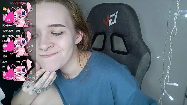 Snapshot of crashtest_13 chatting on March 15, 2025, 2:23 pm crashtest 13 online show from March 15, 2025, 2:23 pm