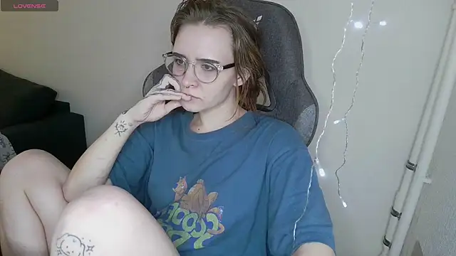 Snapshot of crashtest_13 chatting on March 16, 2025, 4:45 pm crashtest 13 online show from March 16, 2025, 4:45 pm