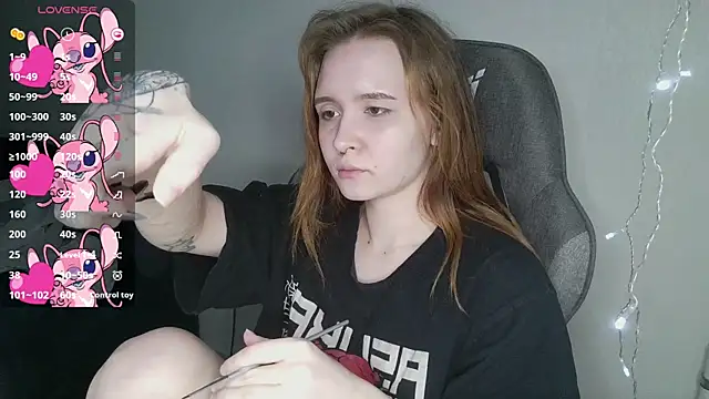 Snapshot of crashtest_13 chatting on March 17, 2025, 2:23 pm crashtest 13 online show from March 17, 2025, 2:23 pm