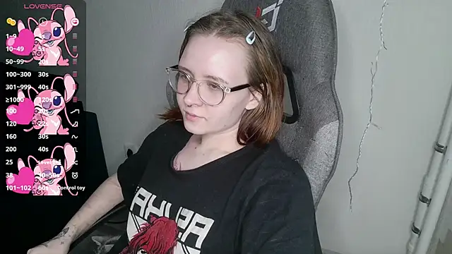 Snapshot of crashtest_13 chatting on March 20, 2025, 11:12 pm crashtest 13 online show from March 20, 2025, 11:12 pm