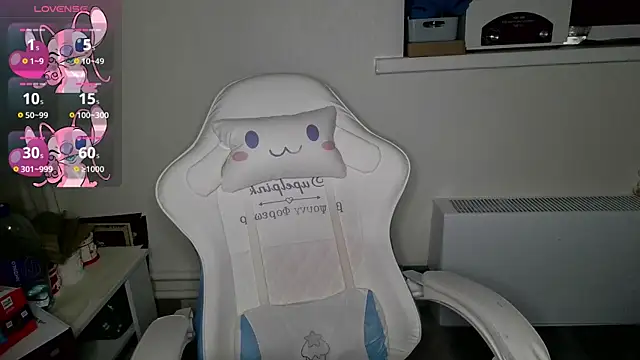 Snapshot of crashtest_13 chatting on September 28, 2025, 11:21 pm crashtest 13 online show from September 28, 2025, 11:21 pm