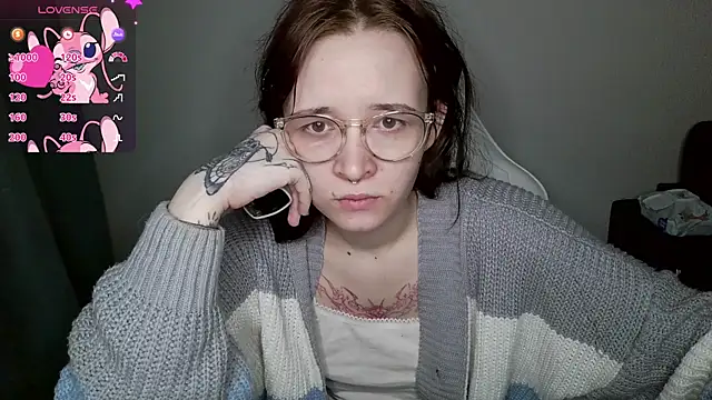 Snapshot of crashtest_13 chatting on October 17, 2025, 3:58 pm crashtest 13 online show from October 17, 2025, 3:58 pm