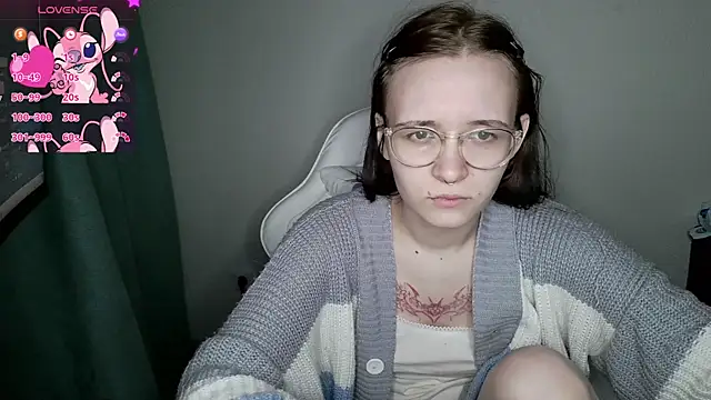 Snapshot of crashtest_13 chatting on October 18, 2025, 5:14 pm crashtest 13 online show from October 18, 2025, 5:14 pm