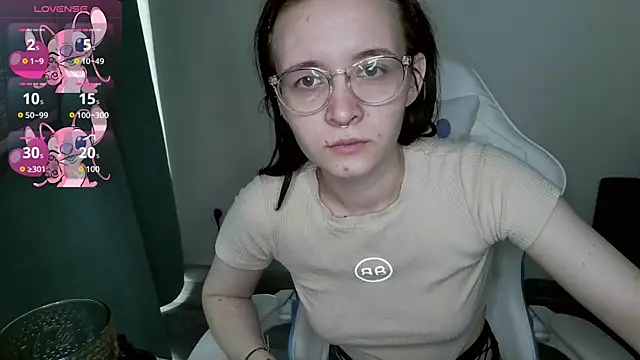 Snapshot of crashtest_13 chatting on October 28, 2025, 8:51 am crashtest 13 online show from October 28, 2025, 8:51 am