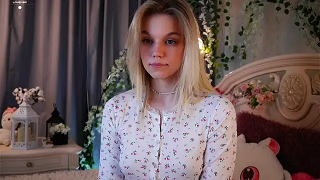 EdlinAlliston online show from November 8, 2025, 1:22 pm