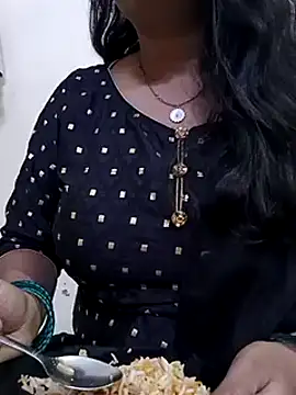 Anamika Kapoor online show from December 24, 2024, 10:39 pm