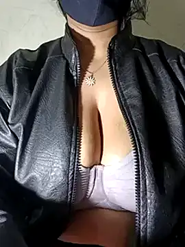 Anamika Kapoor online show from February 3, 2025, 11:58 pm