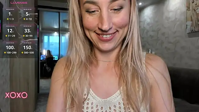 lady Nati online show from October 22, 2025, 2:17 pm