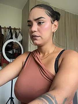 Sara-77 online show from January 15, 2026, 3:27 pm