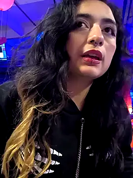 Lila Desiree online show from February 13, 2025, 12:02 am