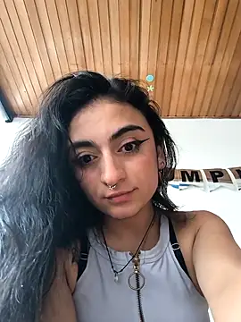 Lila Desiree online show from December 13, 2025, 7:53 pm