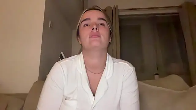 maisiesmithx online show from October 29, 2025, 12:13 am