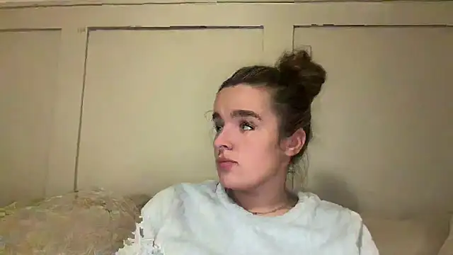 maisiesmithx online show from November 6, 2025, 8:10 pm