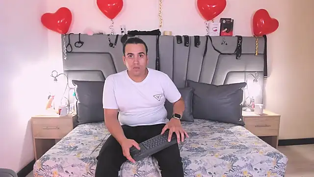 Vale n Matt online show from November 14, 2025, 3:38 am