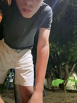 Snapshot of Erick-90 chatting on September 30, 2025, 7:24 am Erick-90 online show from September 30, 2025, 7:24 am