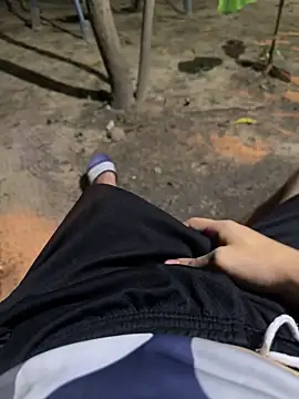 Snapshot of Erick-90 chatting on October 14, 2025, 1:50 am Erick-90 online show from October 14, 2025, 1:50 am