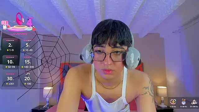 Dark hairy  online show from October 19, 2025, 4:46 am