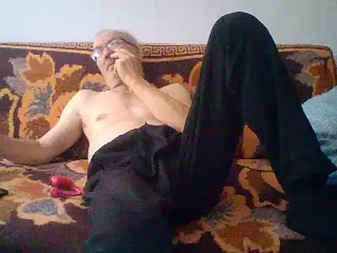 loverboyxxx69 online show from January 4, 2025, 12:38 pm