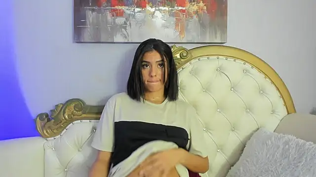 Snapshot of Antonella_Fontanna chatting on December 21, 2024, 10:28 am Antonella Fontanna online show from December 21, 2024, 10:28 am