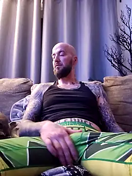 Beardedtattood online show from January 22, 2025, 3:31 am