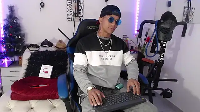 Leonard Price online show from January 28, 2025, 4:39 am