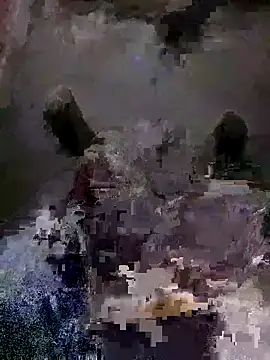 SuranSexy33 online show from October 4, 2025, 7:23 pm