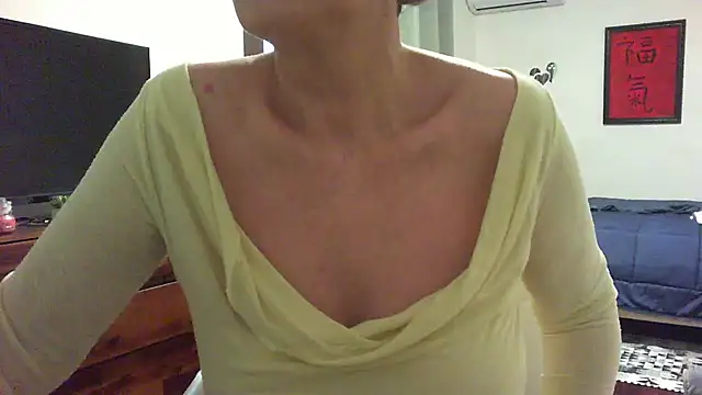   Angel78   online show from April 12, 2026, 2:44 pm