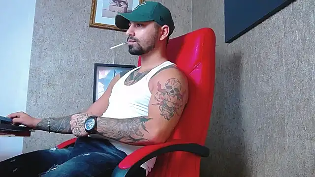 NigelBoydXXX online show from February 7, 2025, 7:40 am