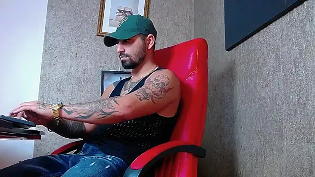 NigelBoydXXX online show from February 13, 2025, 7:56 am