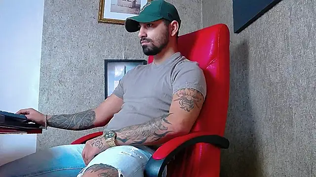 NigelBoydXXX online show from February 15, 2025, 8:33 am