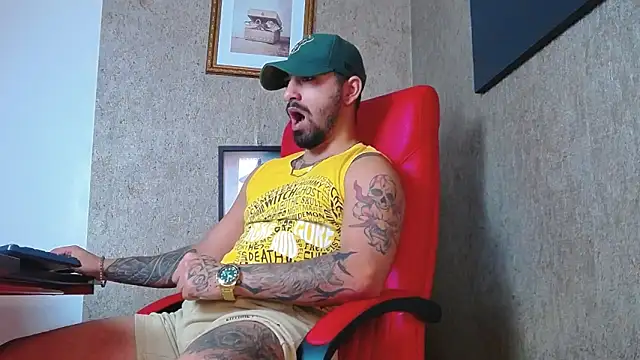 NigelBoydXXX online show from February 19, 2025, 6:55 am