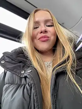 mur girl online show from February 8, 2025, 9:35 am