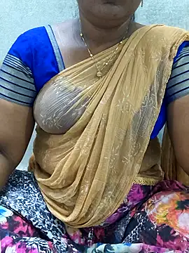 Snapshot of MaaliiiPonuTamil chatting on June 19, 2026, 1:32 am MaaliiiPonuTamil online show from June 19, 2026, 1:32 am