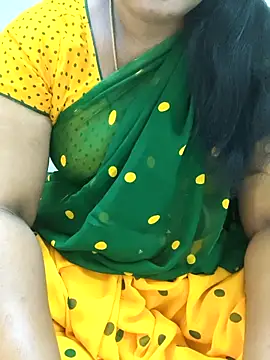 Snapshot of MaaliiiPonuTamil chatting on June 20, 2026, 2:25 am MaaliiiPonuTamil online show from June 20, 2026, 2:25 am
