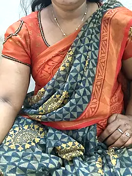 Snapshot of MaaliiiPonuTamil chatting on June 21, 2026, 1:52 am MaaliiiPonuTamil online show from June 21, 2026, 1:52 am