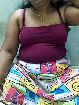 Snapshot of MaaliiiPonuTamil chatting on July 1, 2026, 7:46 pm MaaliiiPonuTamil online show from July 1, 2026, 7:46 pm