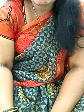 Snapshot of MaaliiiPonuTamil chatting on July 5, 2026, 2:07 am MaaliiiPonuTamil online show from July 5, 2026, 2:07 am