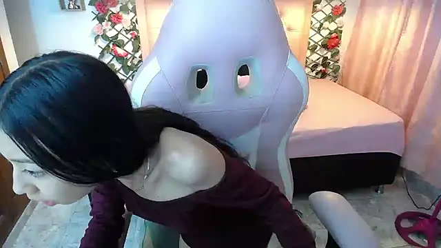 NathaliaSweet 11 online show from December 4, 2024, 2:48 pm