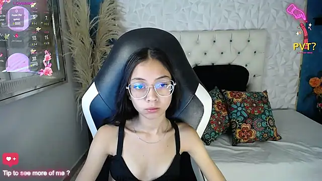 NathaliaSweet 11 online show from January 30, 2025, 1:42 pm