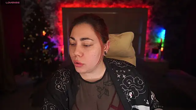 Kittywakee online show from December 18, 2024, 7:04 am