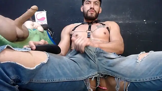 ethasteban27 online show from October 17, 2025, 10:18 am