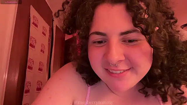 RaspberryTommyFTM online show from September 25, 2025, 3:43 am