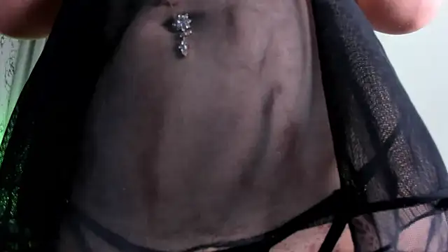 Naia x online show from March 8, 2025, 11:28 pm