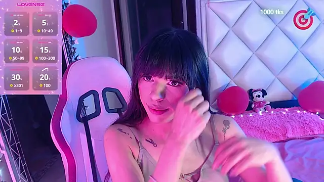 DannaDooll99 online show from March 4, 2025, 11:29 am