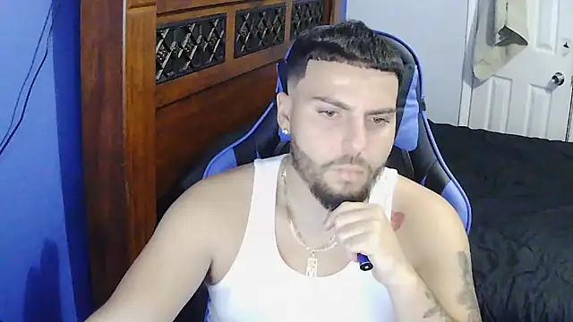 Snapshot of MasterKvn chatting on January 28, 2025, 7:53 am MasterKvn online show from January 28, 2025, 7:53 am